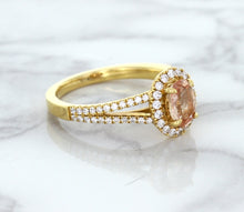 Load image into Gallery viewer, 0.96ct Oval Padparadscha Ring with Diamond Halo in 18K Rose Gold