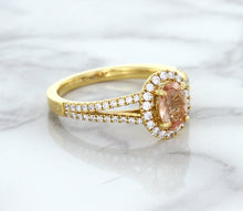 Load image into Gallery viewer, 0.96ct Oval Padparadscha Ring with Diamond Halo in 18K Rose Gold