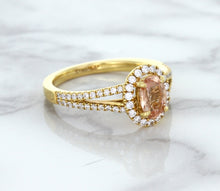 Load image into Gallery viewer, 0.96ct Oval Padparadscha Ring with Diamond Halo in 18K Rose Gold