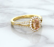 Load image into Gallery viewer, 0.96ct Oval Padparadscha Ring with Diamond Halo in 18K Rose Gold