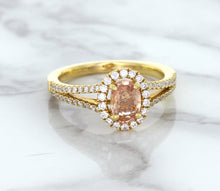 Load image into Gallery viewer, 0.96ct Oval Padparadscha Ring with Diamond Halo in 18K Rose Gold