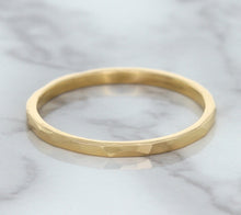 Load image into Gallery viewer, 1.6mm Hammered Band in 14K Rose Gold