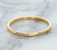 Load image into Gallery viewer, 1.6mm Hammered Band in 14K Rose Gold