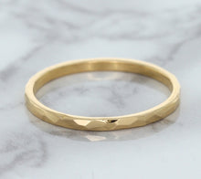 Load image into Gallery viewer, 1.6mm Hammered Band in 14K Rose Gold