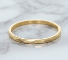 Load image into Gallery viewer, 1.6mm Hammered Band in 14K Rose Gold