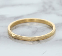 Load image into Gallery viewer, 1.6mm Hammered Band in 14K Rose Gold