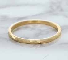 Load image into Gallery viewer, 1.6mm Hammered Band in 14K Rose Gold