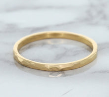 Load image into Gallery viewer, 1.6mm Hammered Band in 14K Rose Gold