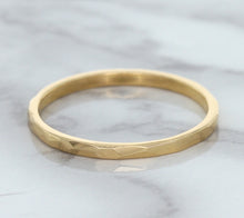 Load image into Gallery viewer, 1.6mm Hammered Band in 14K Rose Gold