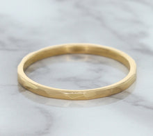 Load image into Gallery viewer, 1.6mm Hammered Band in 14K Rose Gold