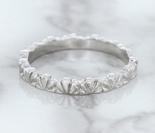 Load image into Gallery viewer, 2.5mm Scalloped Band in 14K White Gold