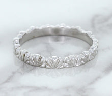 Load image into Gallery viewer, 2.5mm Scalloped Band in 14K White Gold