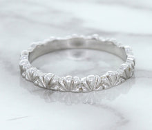 Load image into Gallery viewer, 2.5mm Scalloped Band in 14K White Gold