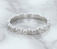 Load image into Gallery viewer, 2.5mm Scalloped Band in 14K White Gold