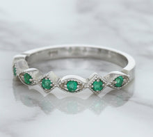 Load image into Gallery viewer, 0.21ctw Emerald Alternating Marquise Ring in 14K White Gold