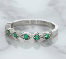 Load image into Gallery viewer, 0.21ctw Emerald Alternating Marquise Ring in 14K White Gold