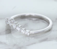 Load image into Gallery viewer, 0.45ctw Diamond Curved Band in 18K White Gold