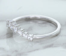 Load image into Gallery viewer, 0.45ctw Diamond Curved Band in 18K White Gold