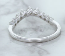 Load image into Gallery viewer, 0.45ctw Diamond Curved Band in 18K White Gold