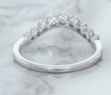 Load image into Gallery viewer, 0.45ctw Diamond Curved Band in 18K White Gold