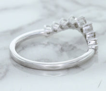 Load image into Gallery viewer, 0.45ctw Diamond Curved Band in 18K White Gold