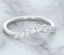 Load image into Gallery viewer, 0.45ctw Diamond Curved Band in 18K White Gold