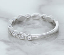 Load image into Gallery viewer, 0.23ctw Diamond Alternating Marquise Band in 18K White Gold