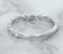Load image into Gallery viewer, 0.23ctw Diamond Alternating Marquise Band in 18K White Gold