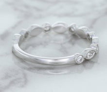 Load image into Gallery viewer, 0.23ctw Diamond Alternating Marquise Band in 18K White Gold