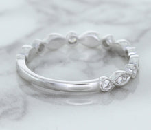 Load image into Gallery viewer, 0.23ctw Diamond Alternating Marquise Band in 18K White Gold