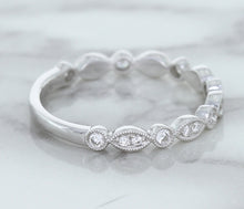 Load image into Gallery viewer, 0.23ctw Diamond Alternating Marquise Band in 18K White Gold