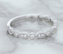Load image into Gallery viewer, 0.23ctw Diamond Alternating Marquise Band in 18K White Gold
