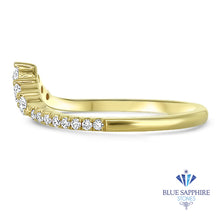 Load image into Gallery viewer, 0.38ctw Diamond Pointed Band in 18K Yellow Gold