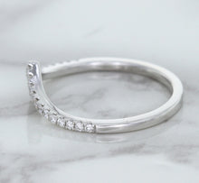 Load image into Gallery viewer, 0.17ctw Diamond Pointed Band in 18K White Gold