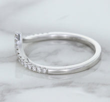 Load image into Gallery viewer, 0.17ctw Diamond Pointed Band in 18K White Gold