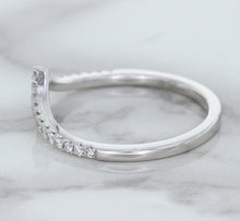 Load image into Gallery viewer, 0.17ctw Diamond Pointed Band in 18K White Gold