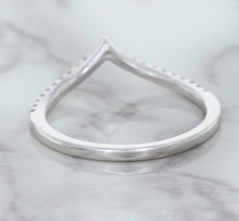 Load image into Gallery viewer, 0.17ctw Diamond Pointed Band in 18K White Gold