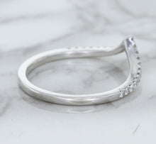 Load image into Gallery viewer, 0.17ctw Diamond Pointed Band in 18K White Gold