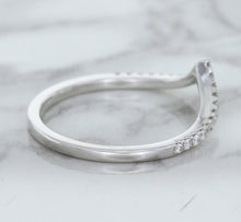 Load image into Gallery viewer, 0.17ctw Diamond Pointed Band in 18K White Gold