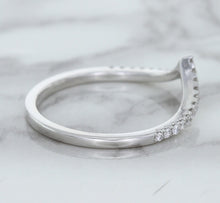 Load image into Gallery viewer, 0.17ctw Diamond Pointed Band in 18K White Gold