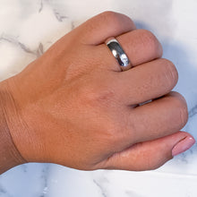Load image into Gallery viewer, 14K White Gold Band