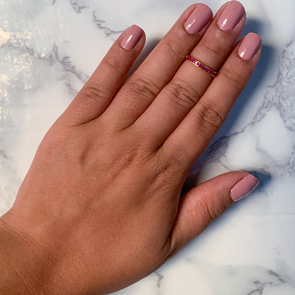 0.35ctw Round Ruby Ring in 18K Yellow Gold