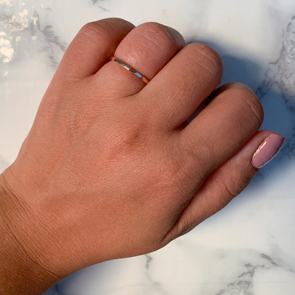 1.6mm Hammered Band in 14K Rose Gold