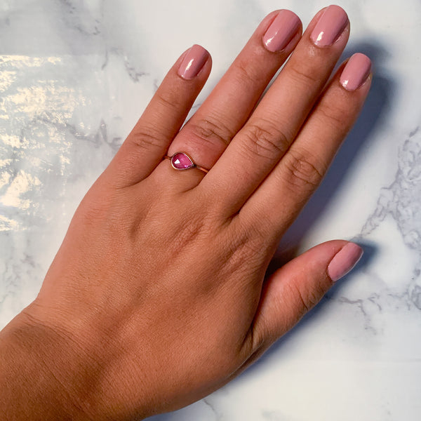 1.09ct. Pear Pink Sapphire Ring in 14K Rose Gold
