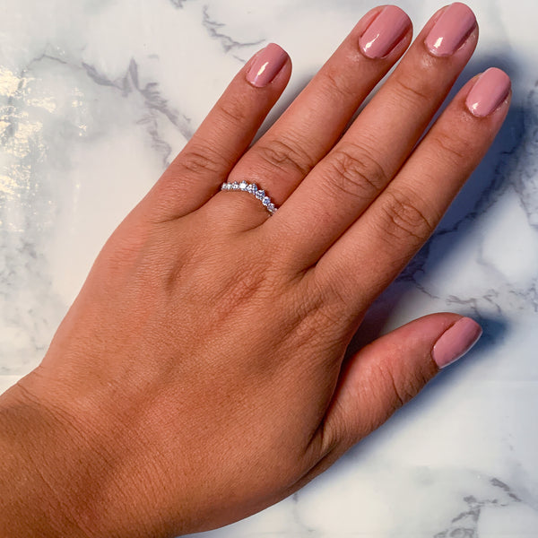 0.45ctw Diamond Curved Band in 18K White Gold