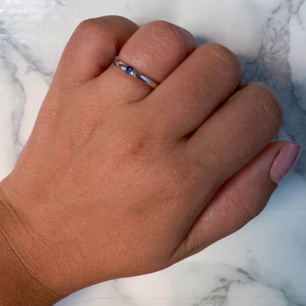 0.10ct Round Blue Sapphire Ring in 18K White Gold