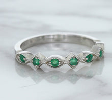 Load image into Gallery viewer, 0.21ctw Emerald Alternating Marquise Ring in 14K White Gold
